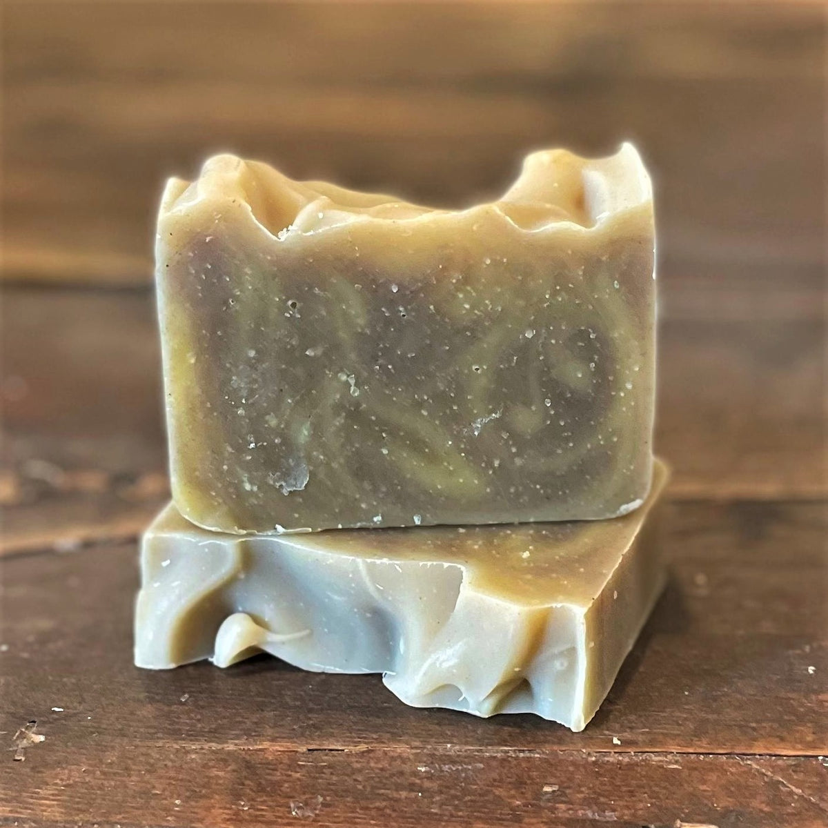 Controlling Soda Ash on Handmade Soap: Love it or Hate it (with 12