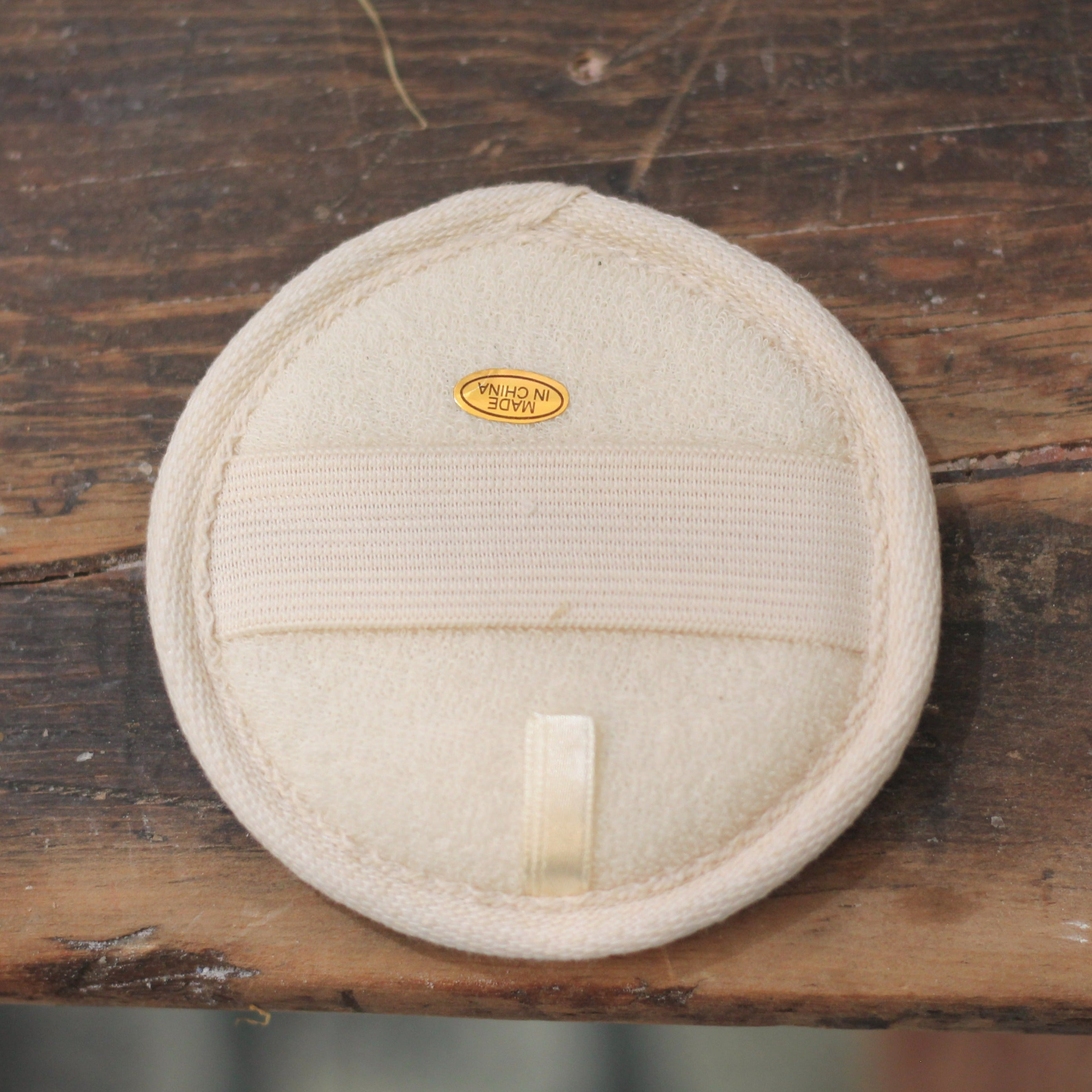 Face discount scrubber pad